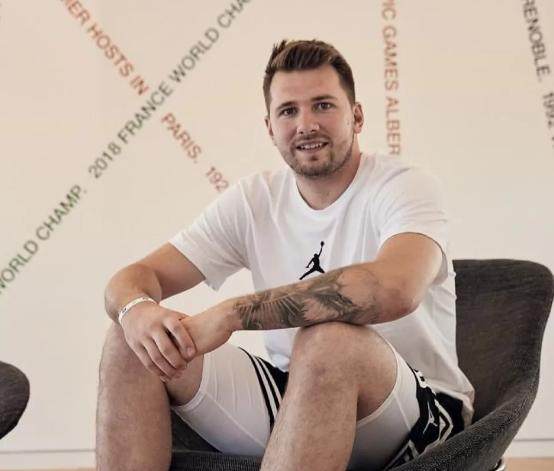 jrs直播低调看直播-东契奇敦促独行侠补强 认为冠军重要性远超MVP