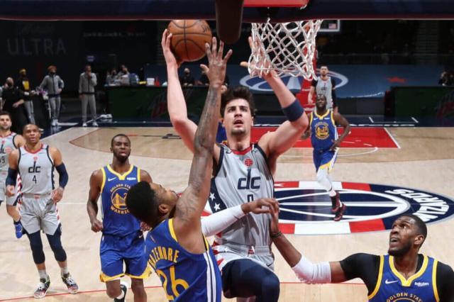 jrs直播低调看直播-奇才聚焦阿夫迪亚组织能力 比尔新季难进前三阵？